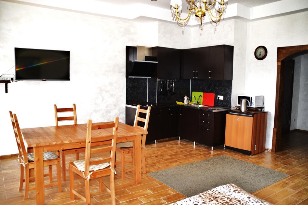 Apartment Vershina Домбай Стая снимка